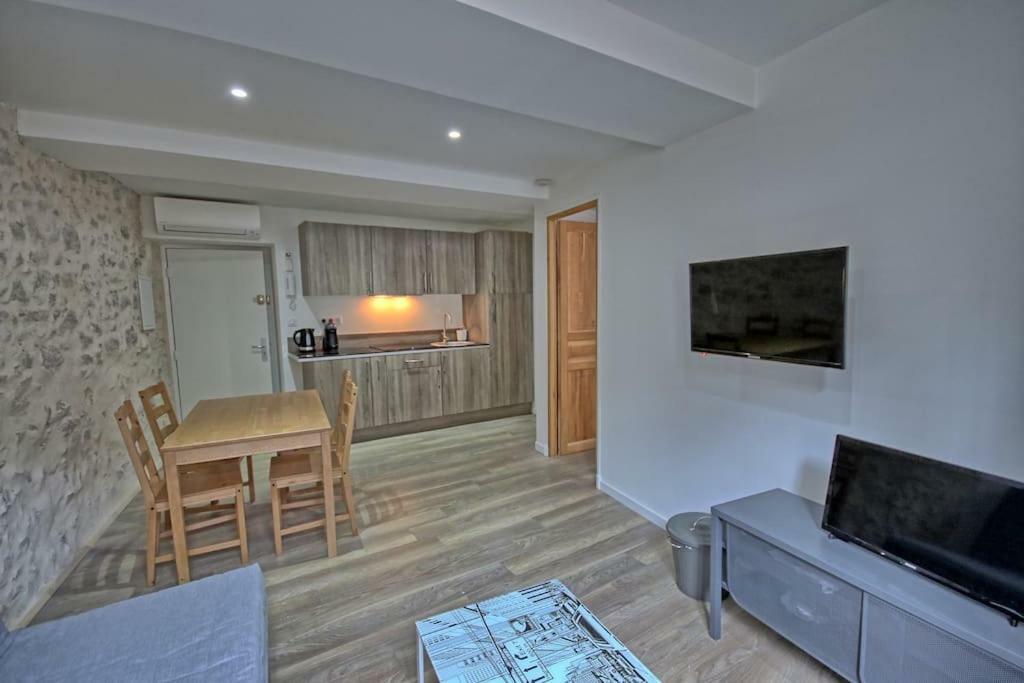 102-Appartement Refait à neuf vieil Antibes Extérieur photo